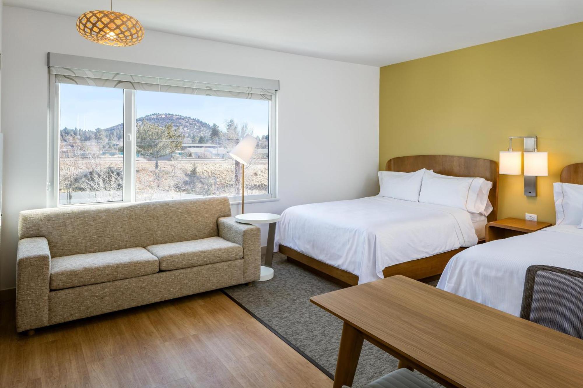 Element Bend Hotel Екстериор снимка