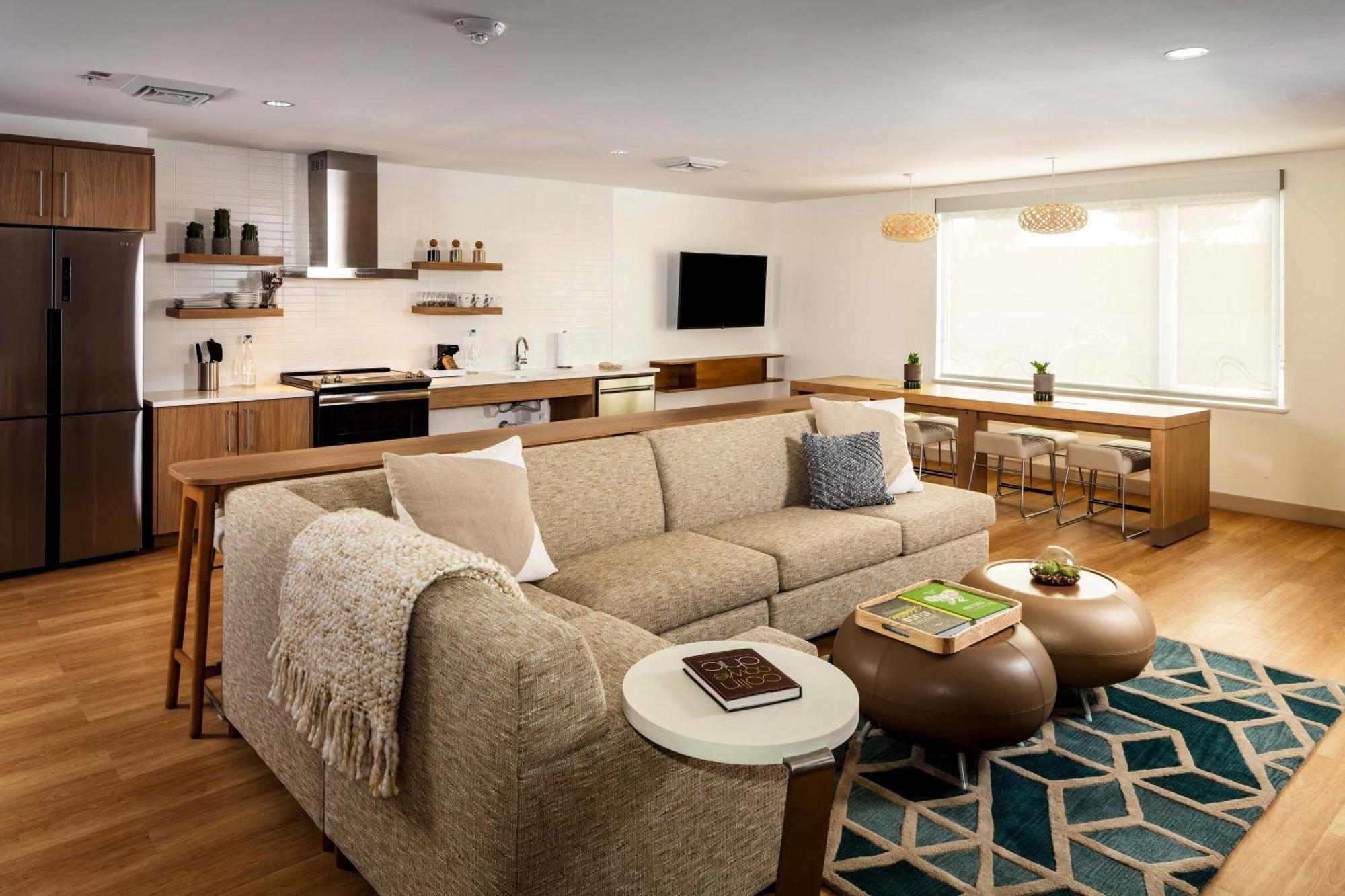 Element Bend Hotel Екстериор снимка