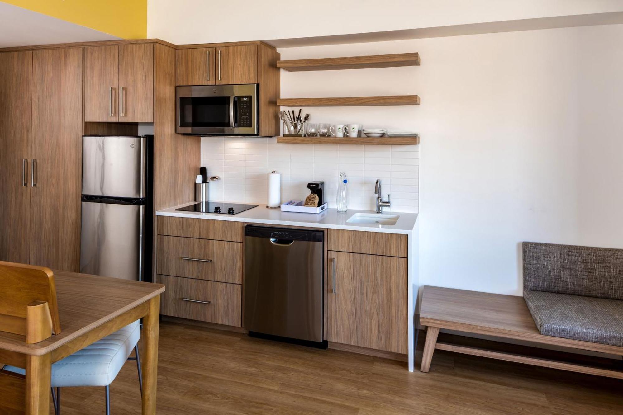 Element Bend Hotel Екстериор снимка
